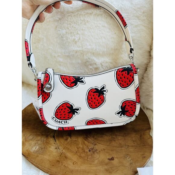 NWT Coach 1941 Strawberry Print Mini Leather Swinger 20 LH/Chalk Shoulder Bag - Picture 2 of 13